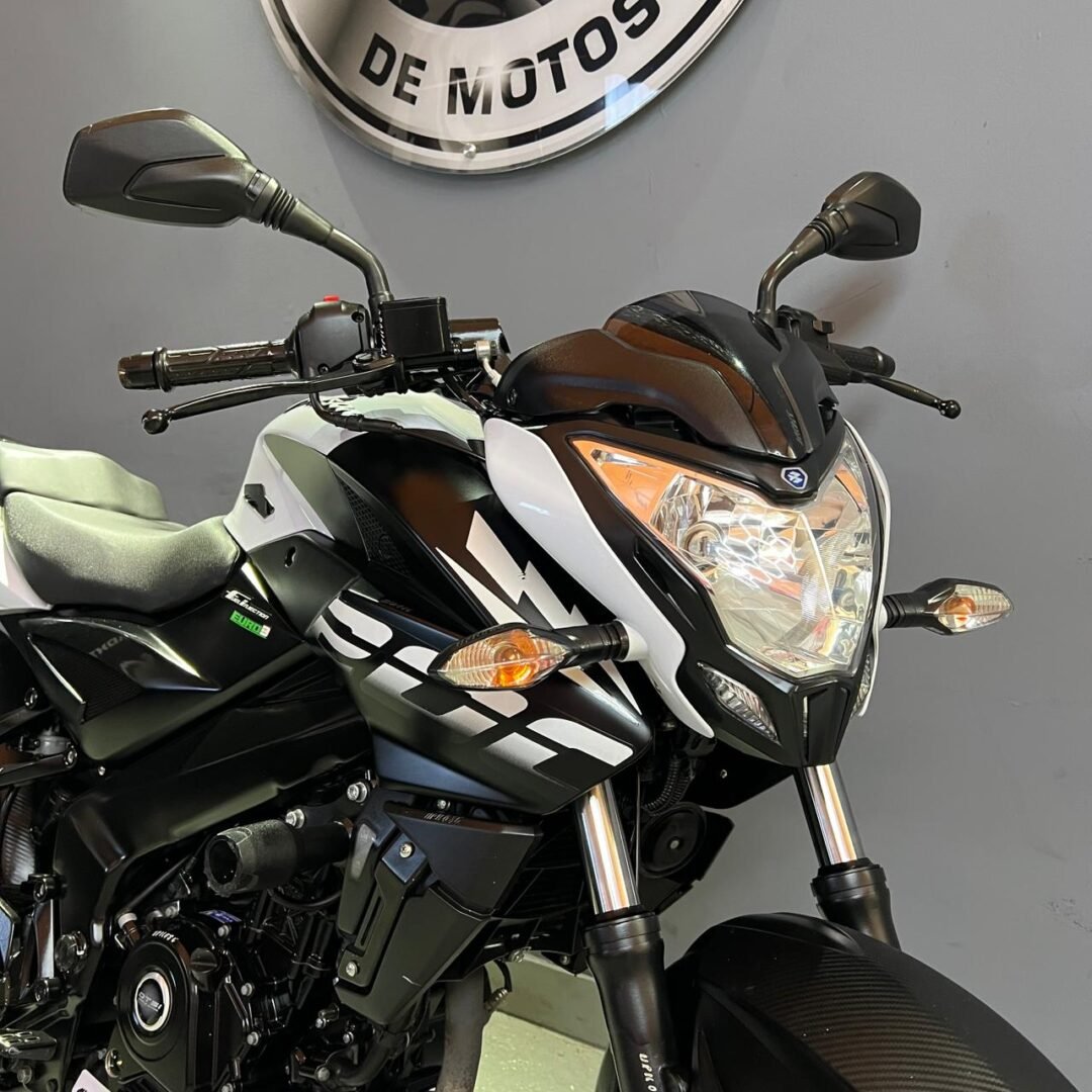 Pulsar NS 200 FI ABS