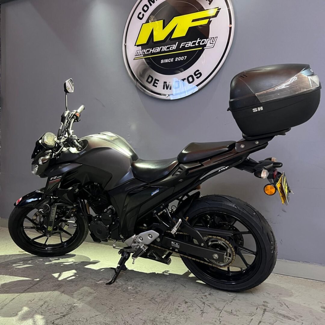 Yamaha FZ 250 ABS