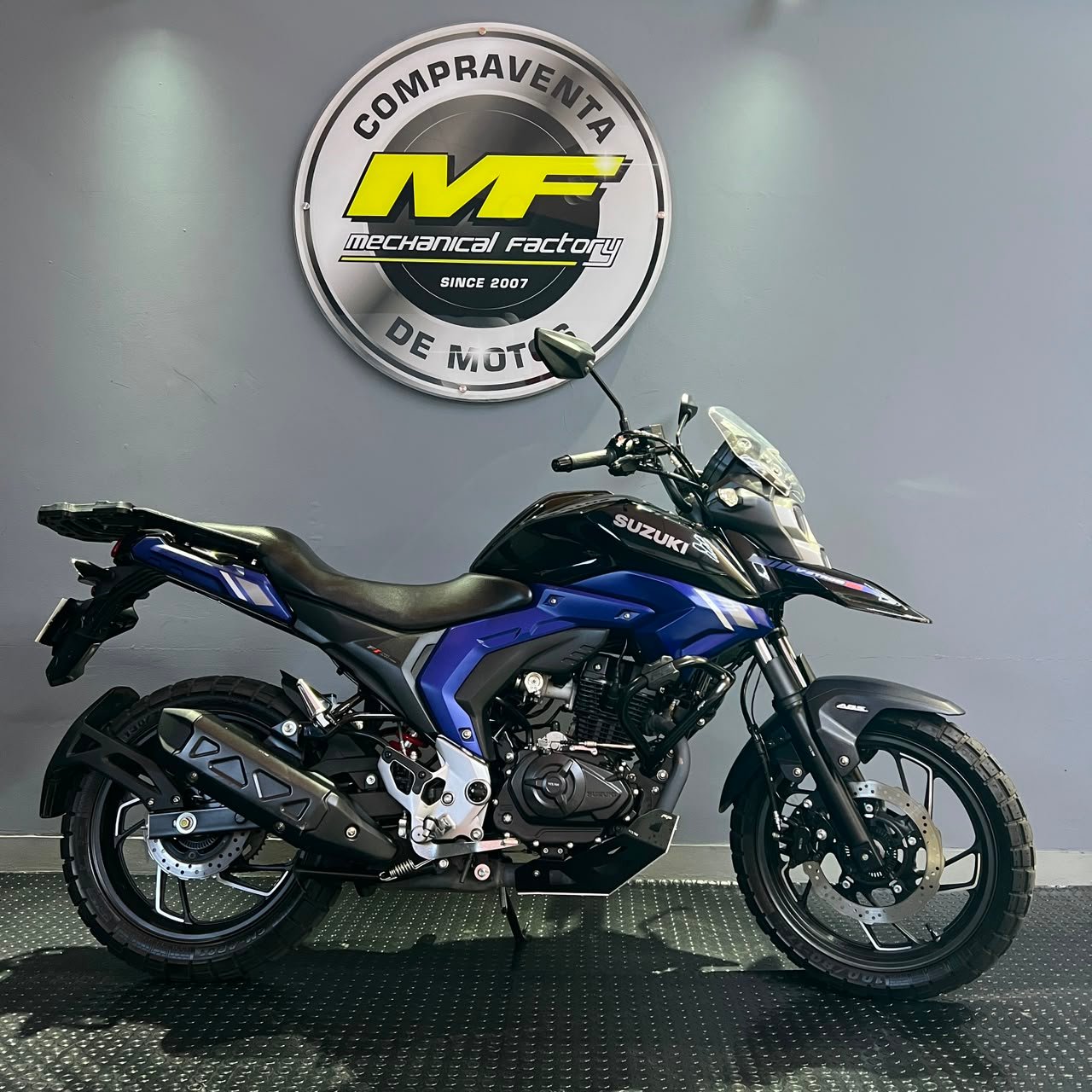 Suzuki V-Strom 160