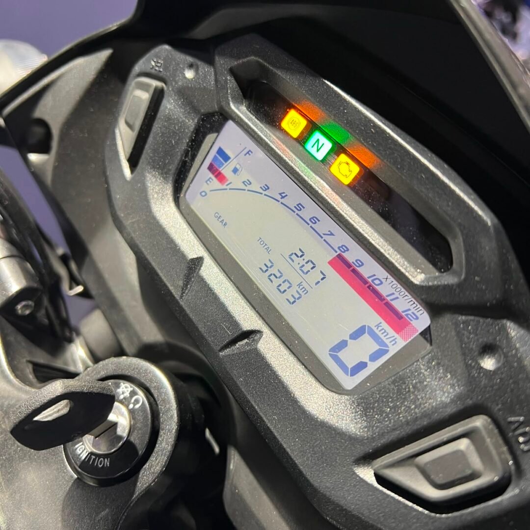 Suzuki DR 150 FI ABS