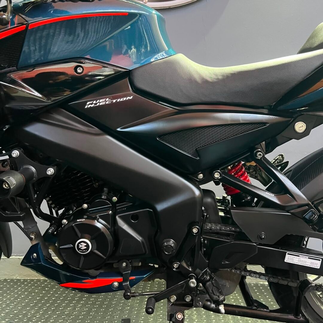 Bajaj Pulsar NS 160 FI ABS