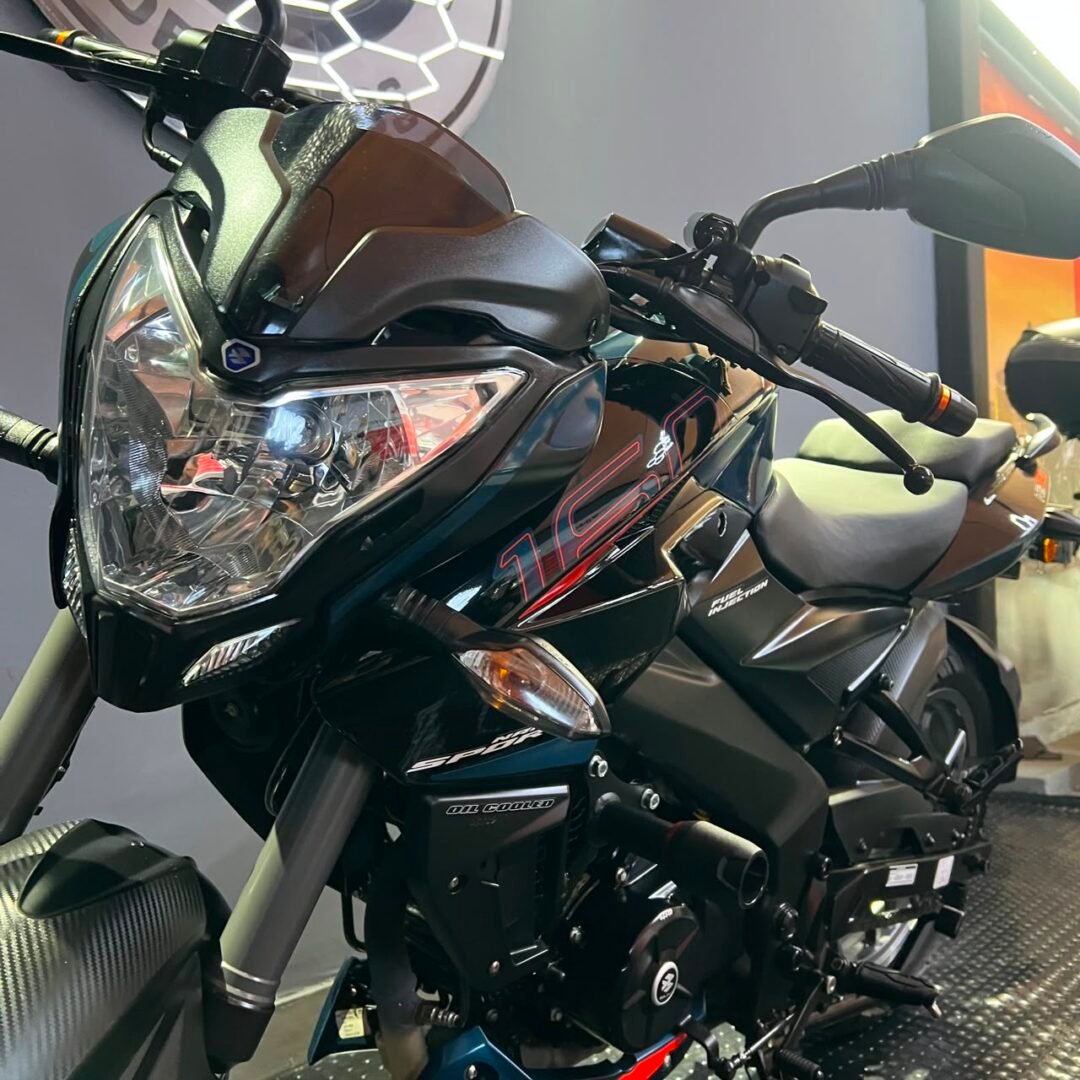 Bajaj Pulsar NS 160 FI ABS
