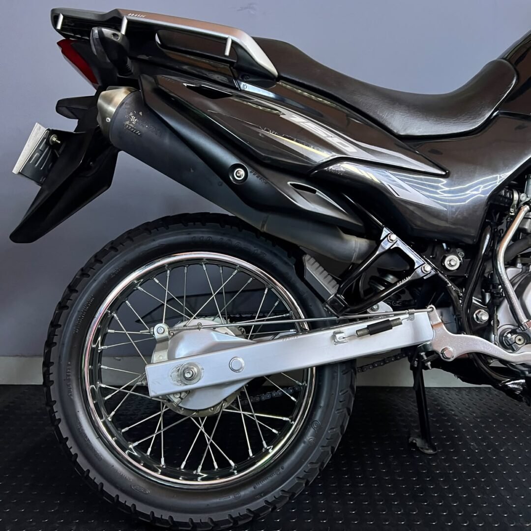 Suzuki DR 150