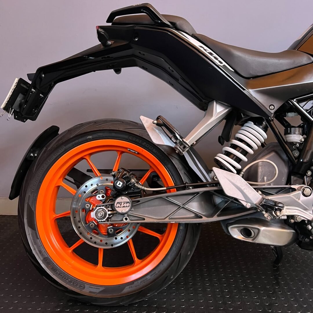 KTM Duke 200
