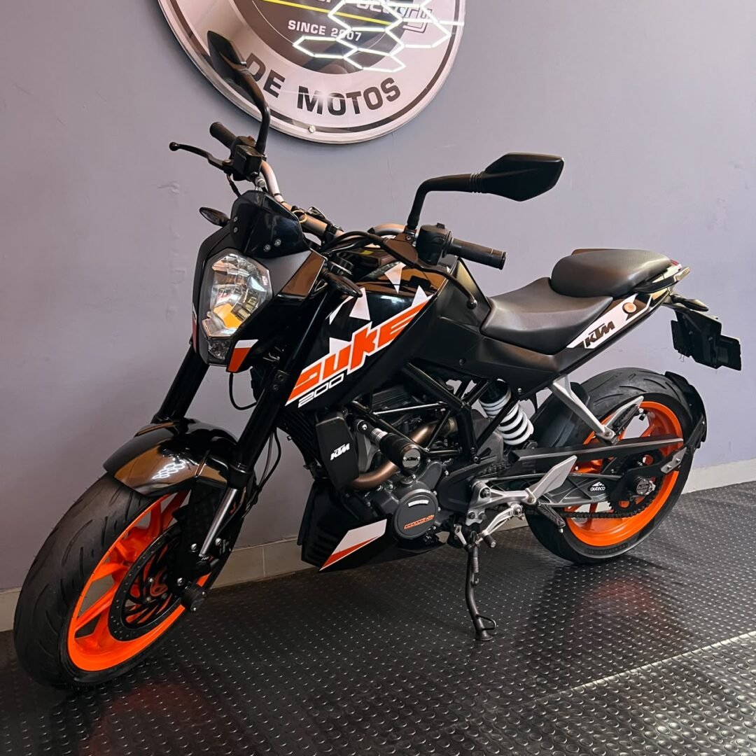 KTM Duke 200