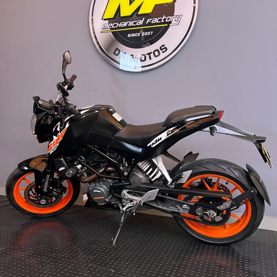 KTM Duke 200