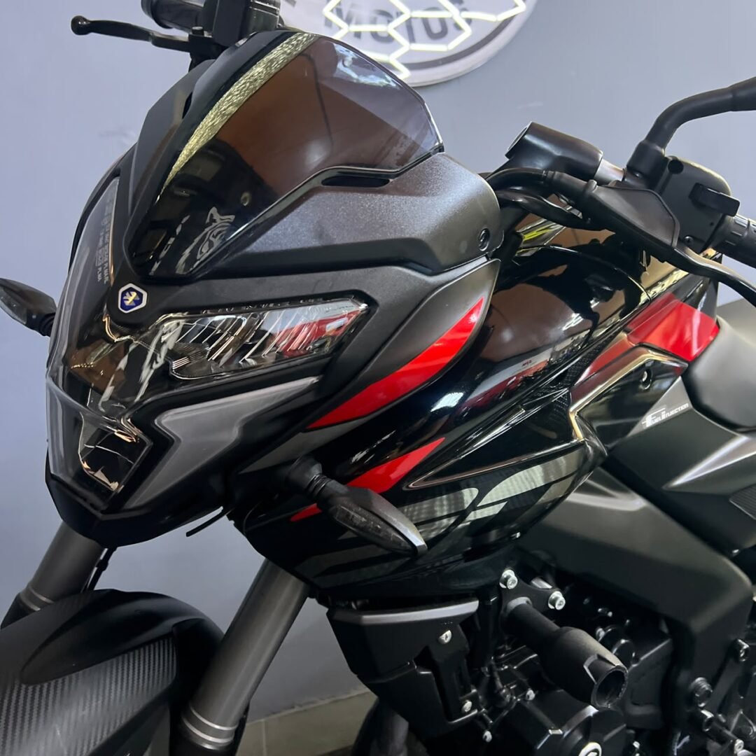 Bajaj Pulsar NS 200 FI ABS
