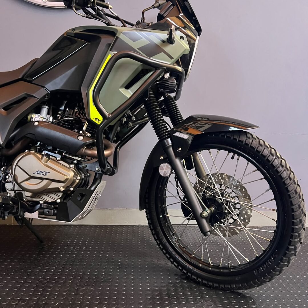 AKT TT 200 Rally ABS