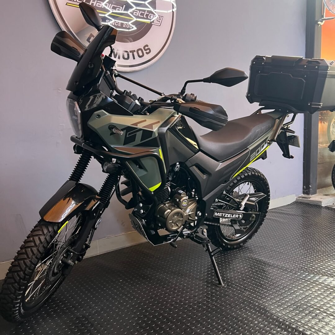 AKT TT 200 Rally ABS