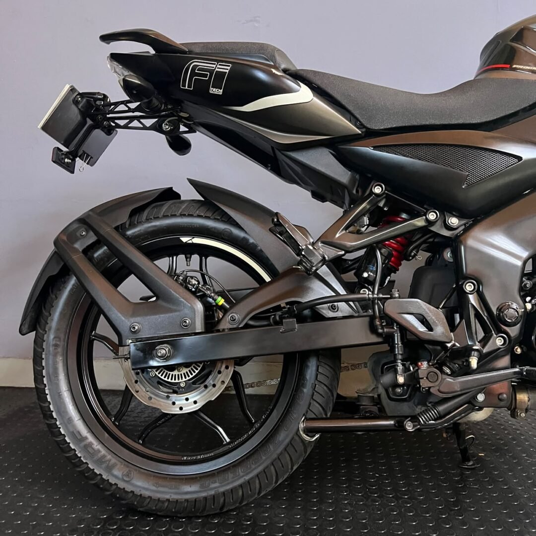 Bajaj Pulsar NS 160 FI ABS