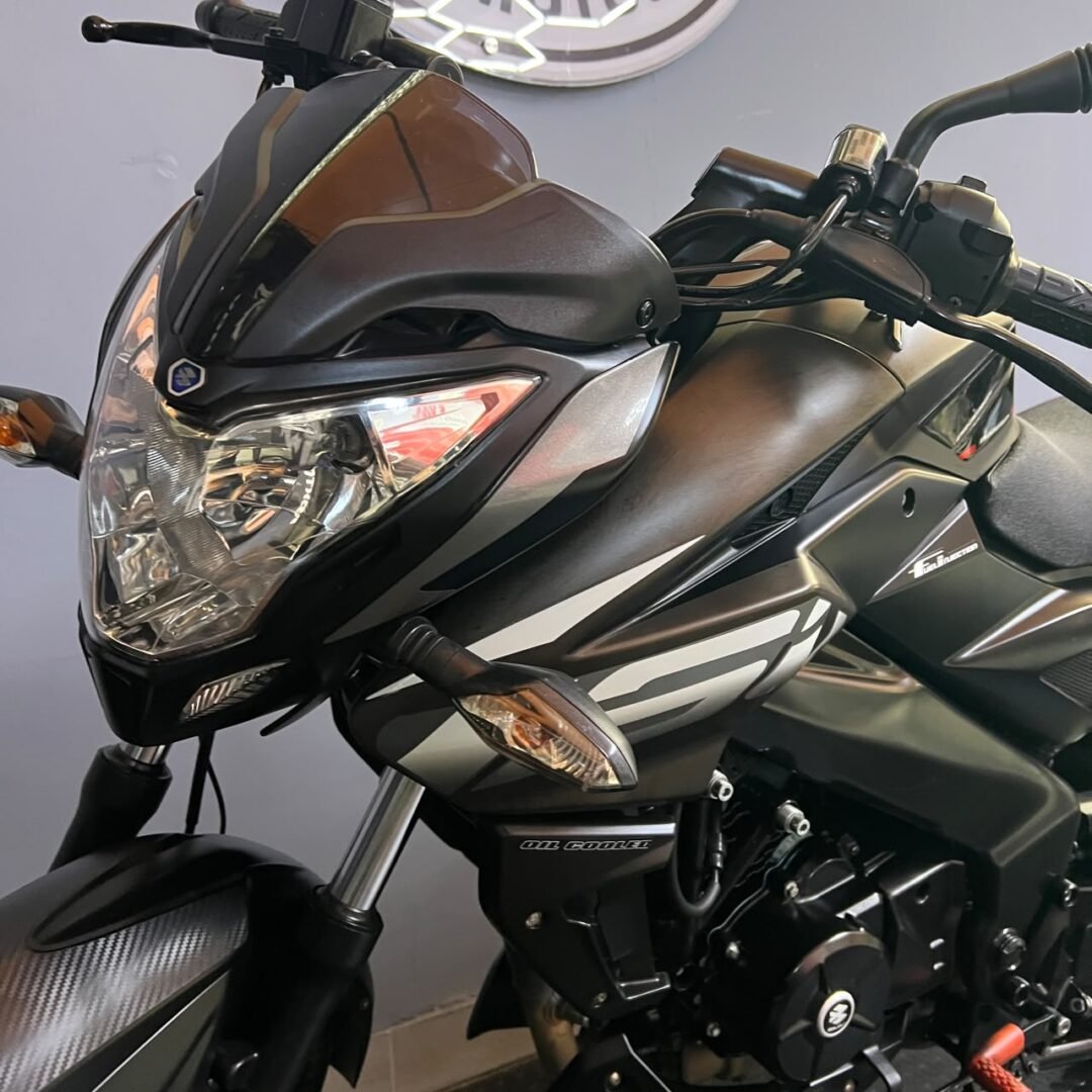 Bajaj Pulsar NS 160 FI ABS