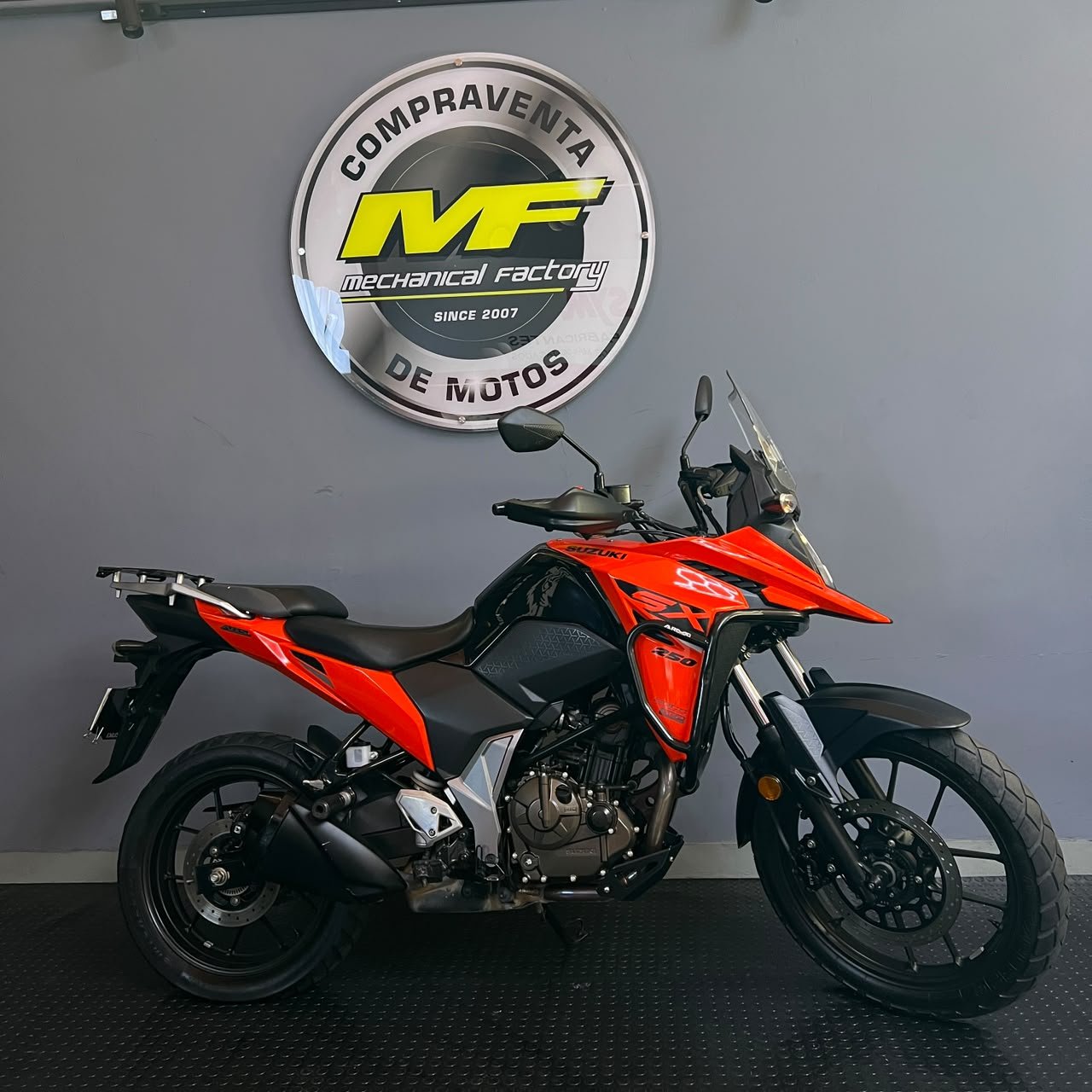Suzuki V-Strom 250 SX modelo 2024